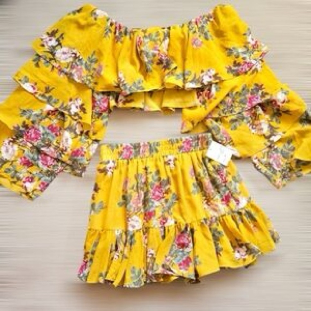 Forever 21 Yellow Sexy Flirty Floral Skirt Set (A033) Dance like Shakira